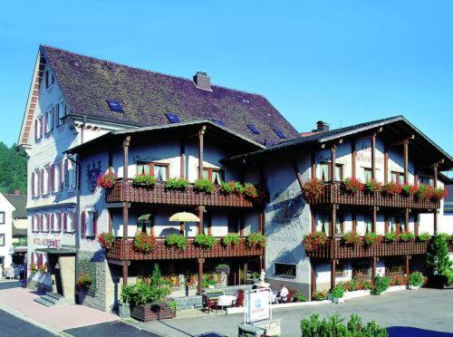 Hotel Adler Post Lenzkirch Exterior foto