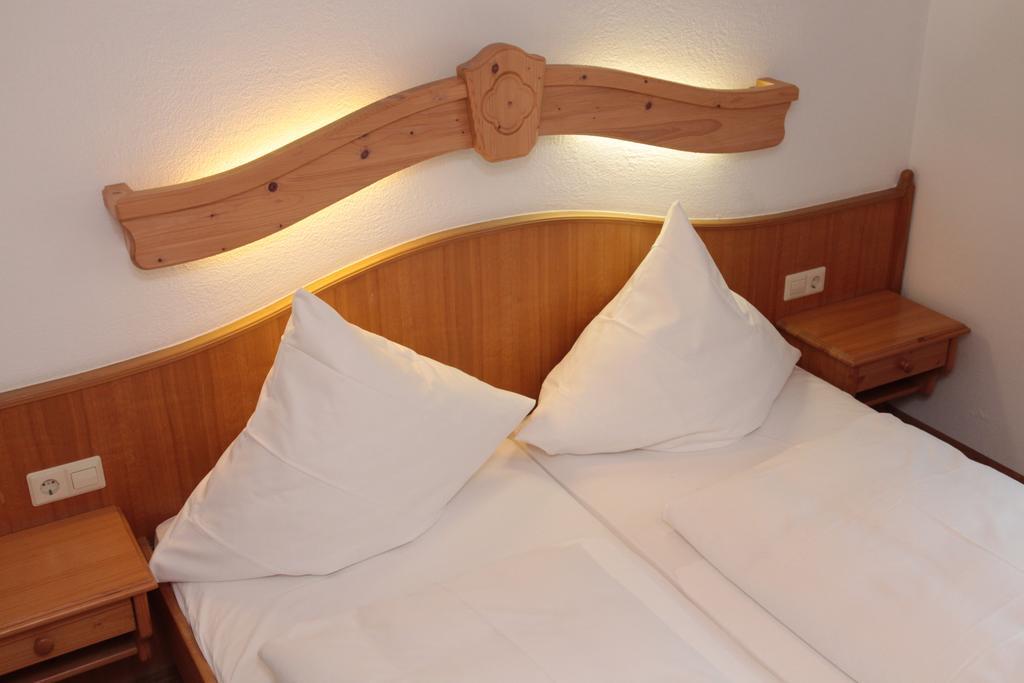 Hotel Adler Post Lenzkirch Exterior foto